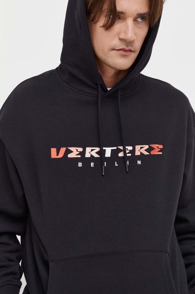 Кофта Vertere Berlin чоловіча колір чорний з капюшоном з аплікацією