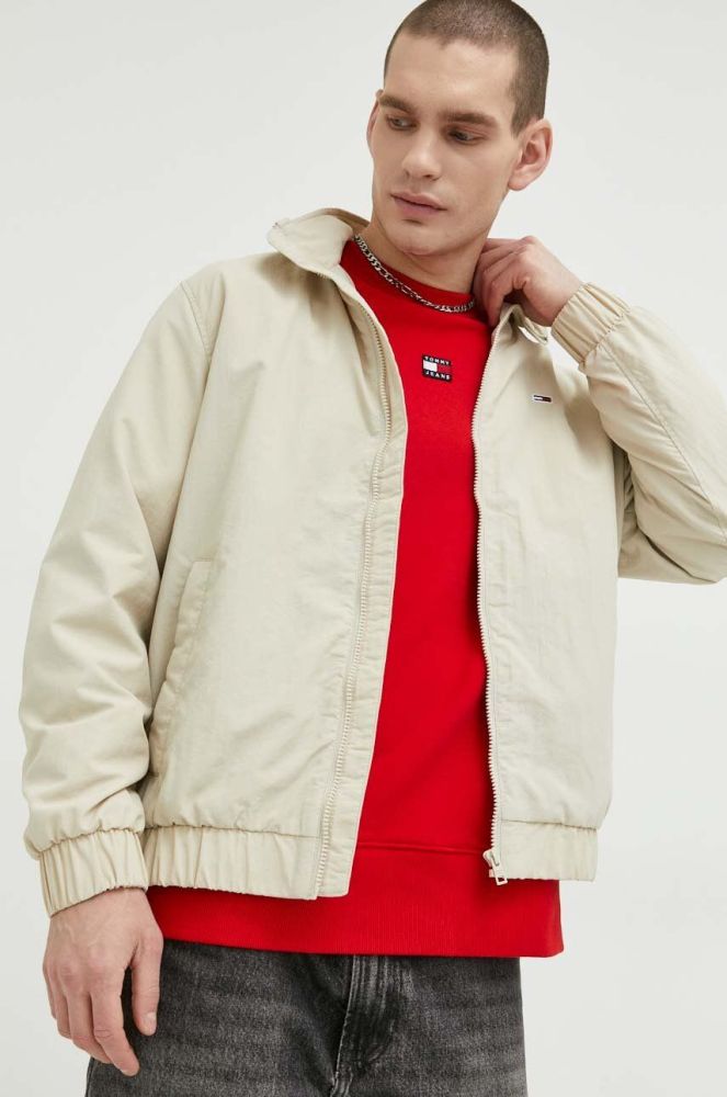 Куртка Tommy Jeans чоловіча колір бежевий перехідна (2979813)